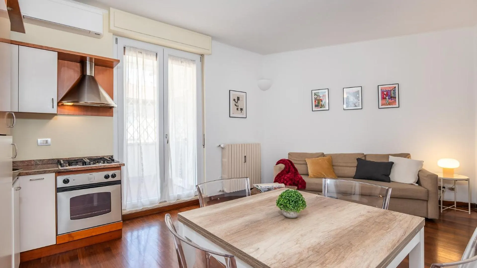 Flat In Center With Terrace, Near Garibaldi Fs Apartment Milan
